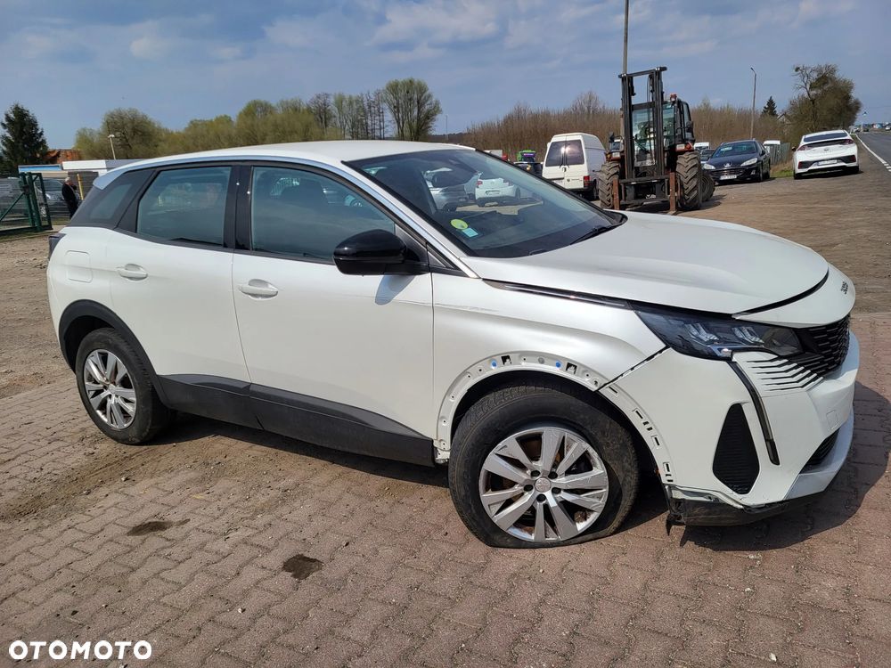 Peugeot 3008 BlueHDi 130 Stop & Start EAT8 Allure - 3
