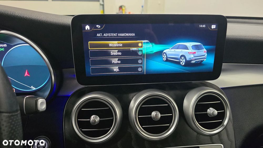 Mercedes-Benz GLC 300 de 4-Matic Business Edition - 30