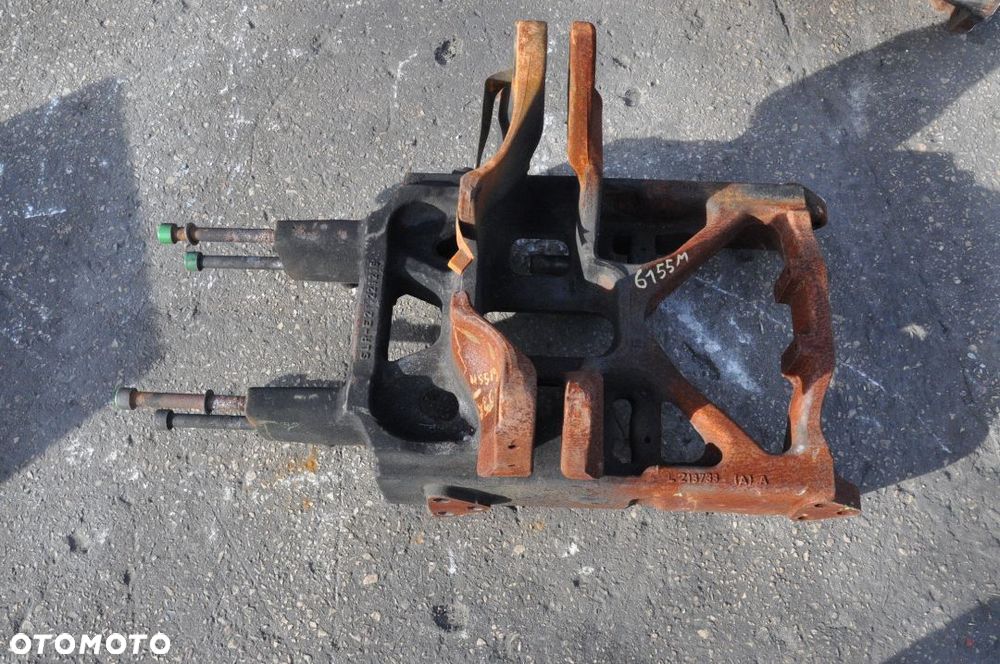 WSPORNIK RAMA SUPORT JOHN DEERE L213733 / L213734 - 2