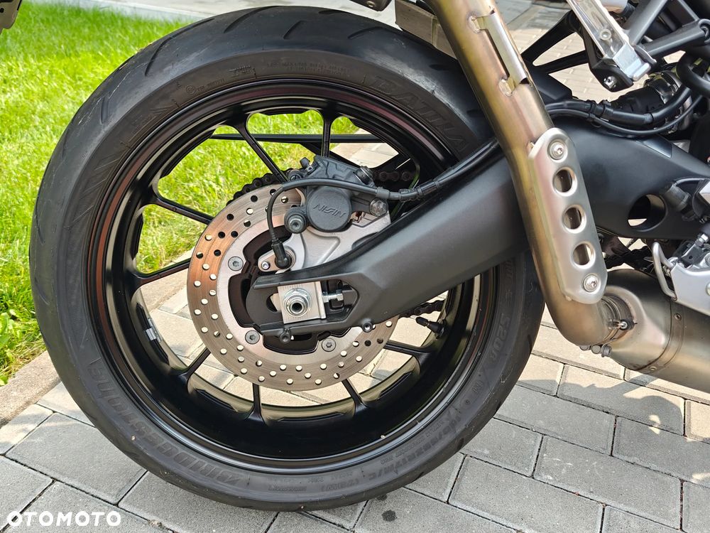 Yamaha XSR - 7