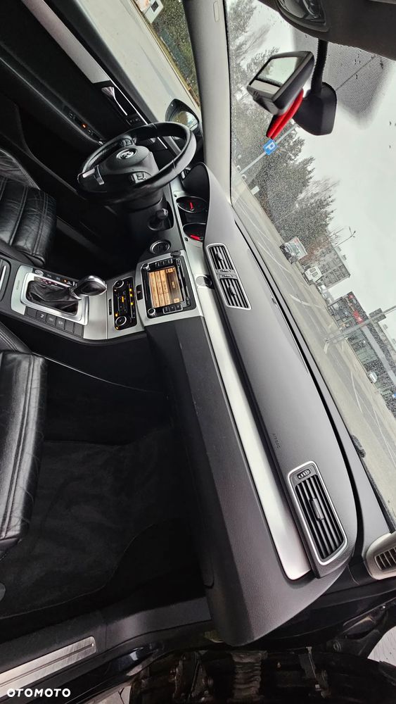 Volkswagen Passat 2.0 TDI 4Mot Highline DSG - 13