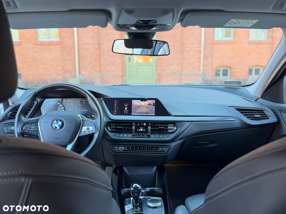 BMW Seria 1 118i Sport Line - 34