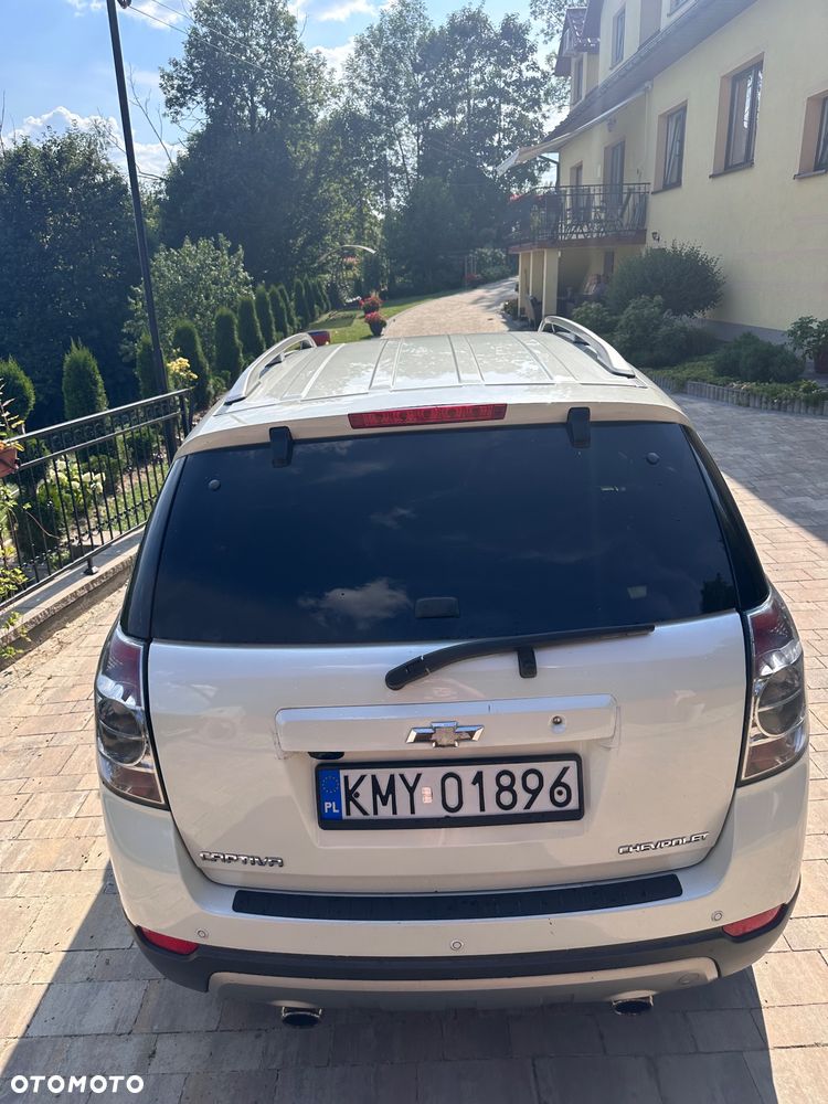 Chevrolet Captiva 2.2 D LTZ - 15