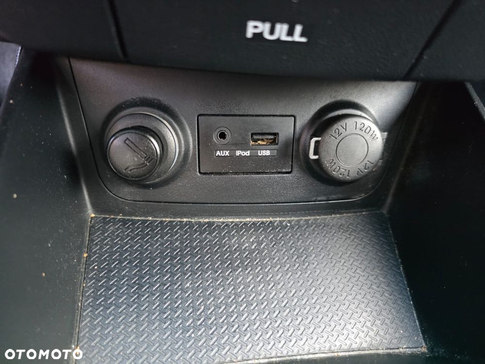 Hyundai i30 1.4 Base + World Cup - 22