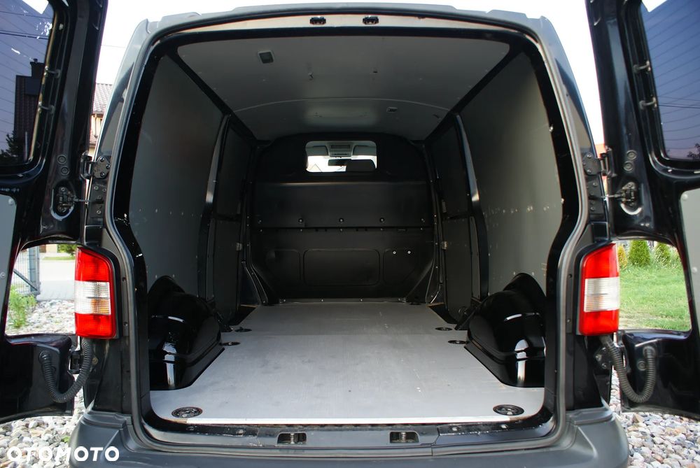 Volkswagen Transporter - 26