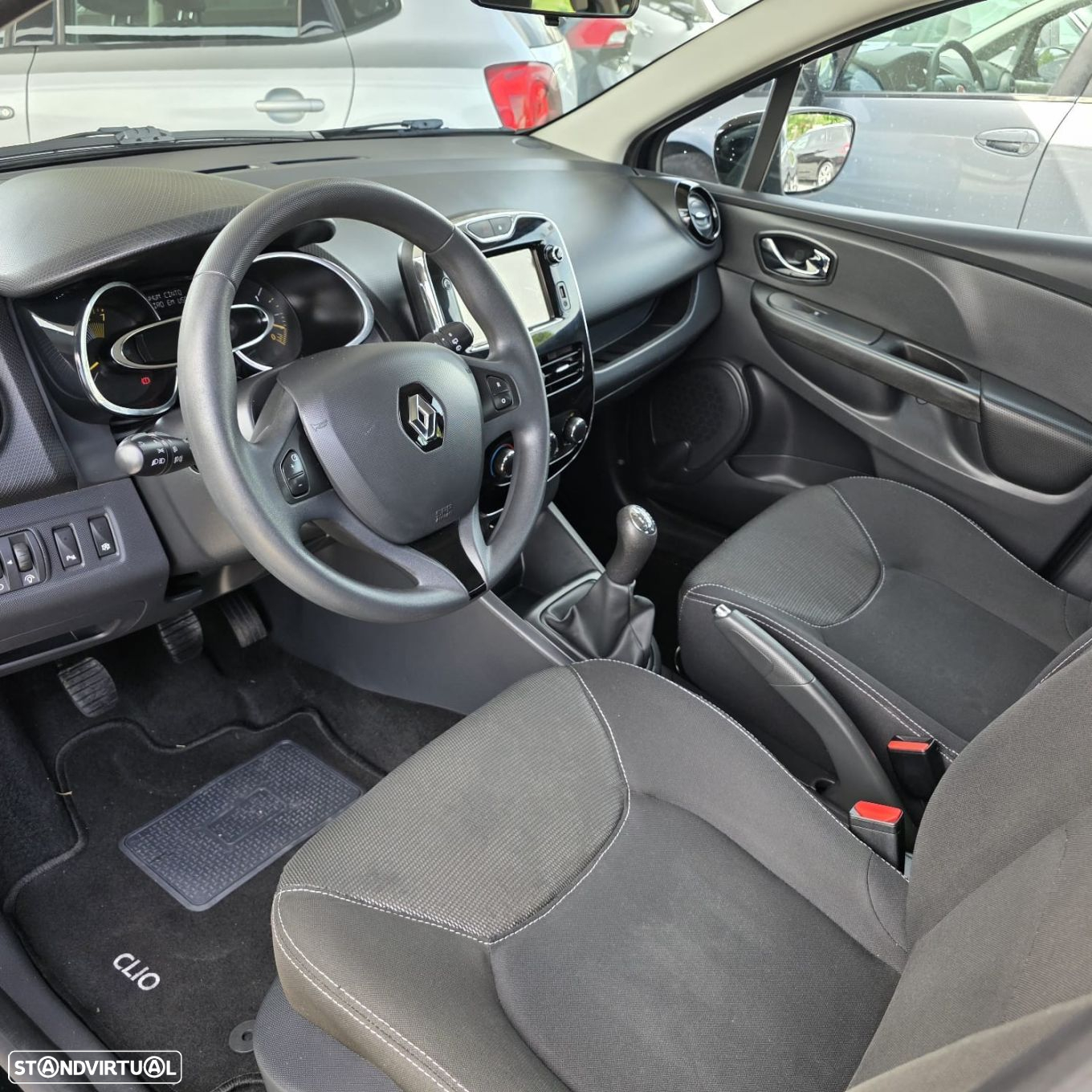 Renault Clio 0.9 TCE Dynamique S - 17