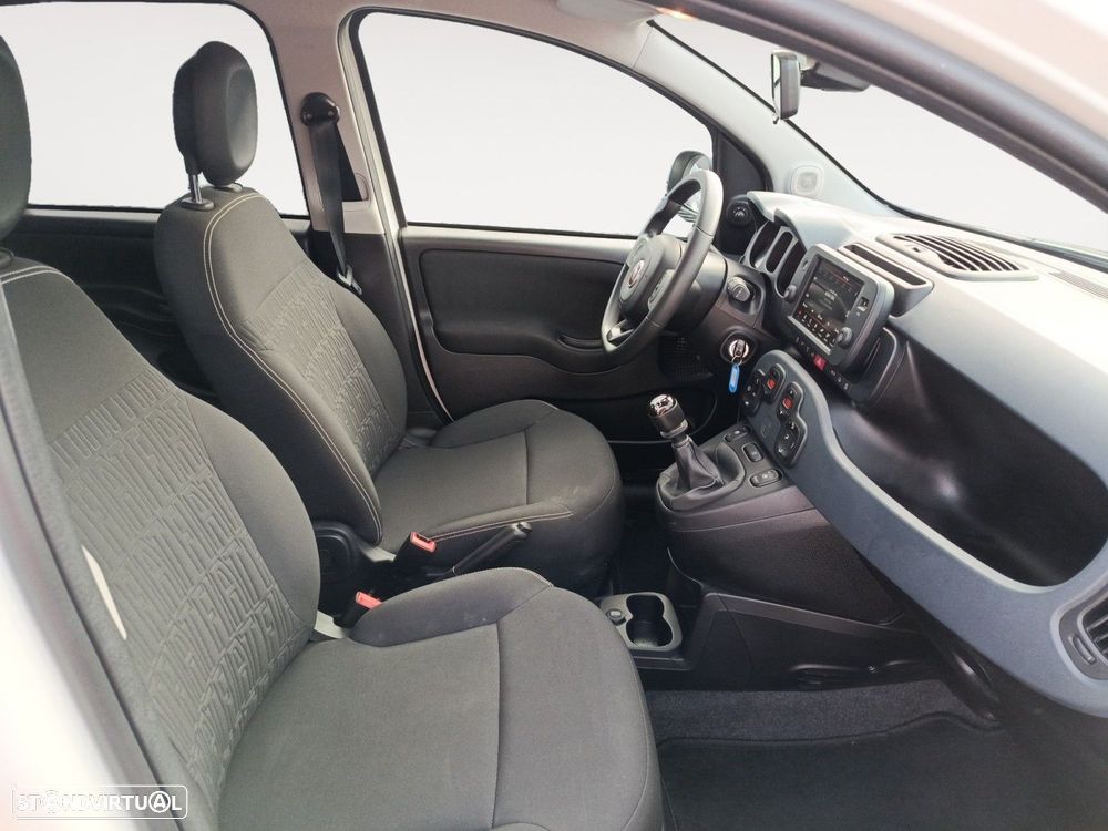Fiat Panda 1.0 Hybrid City Cross — fotografia 15