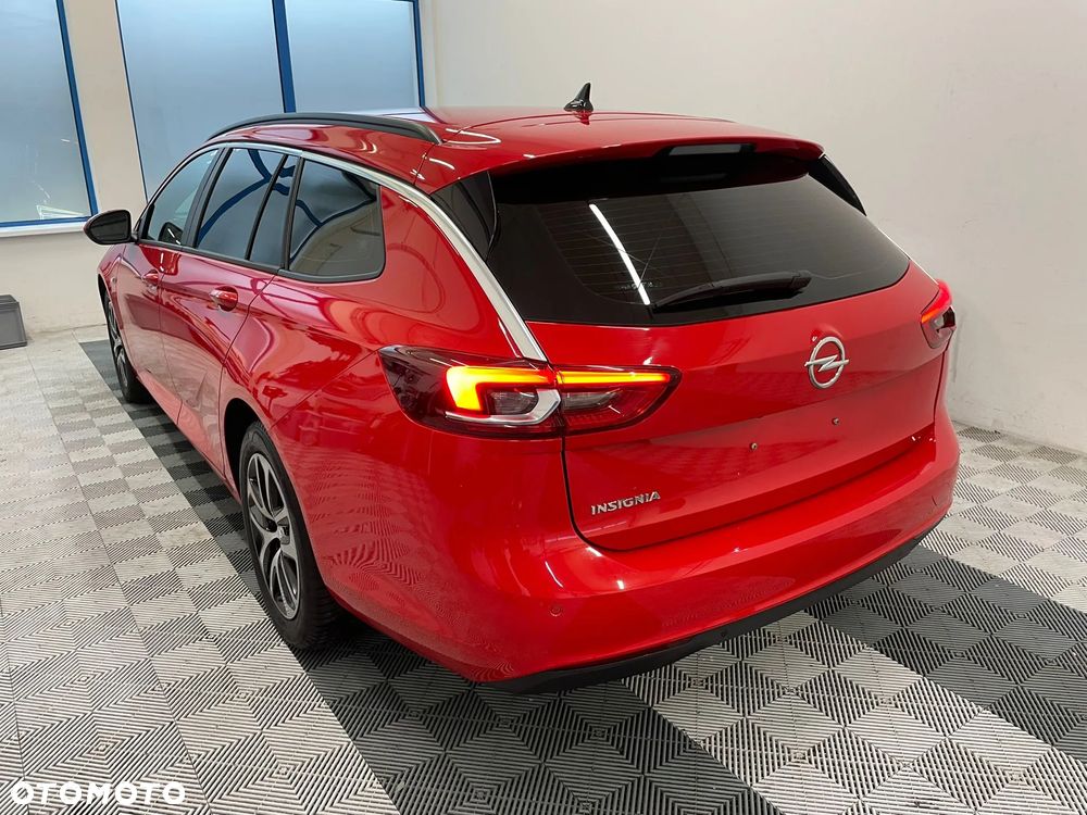Opel Insignia - 10