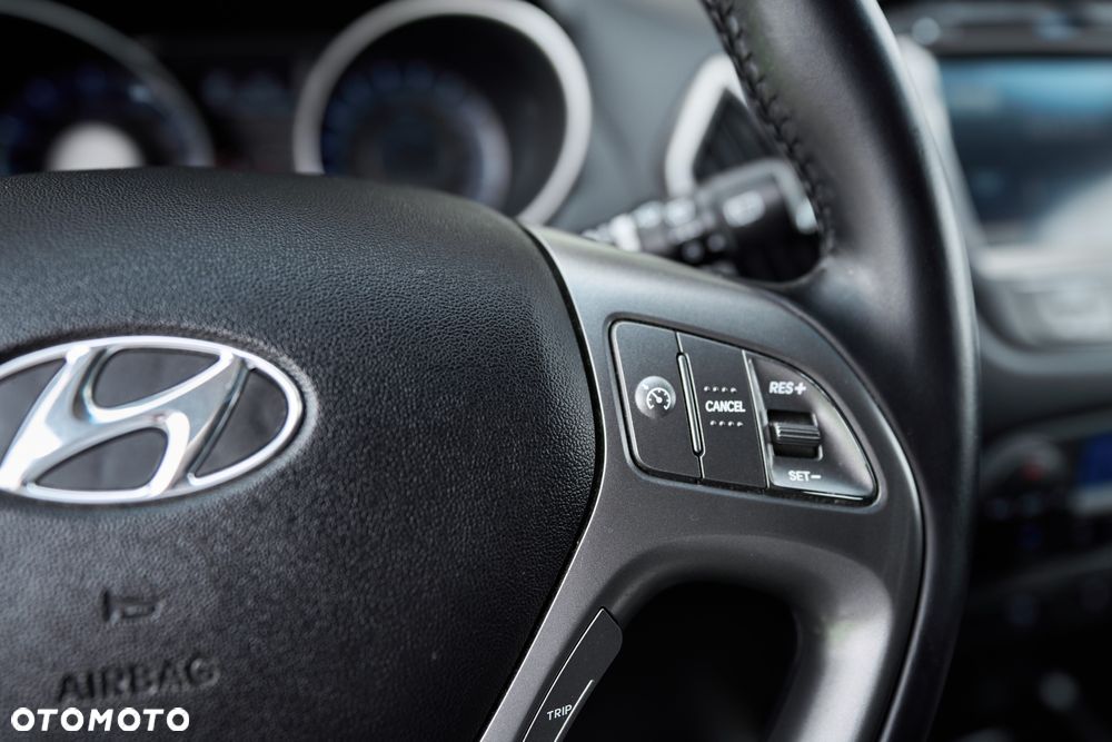 Hyundai ix35 - 25