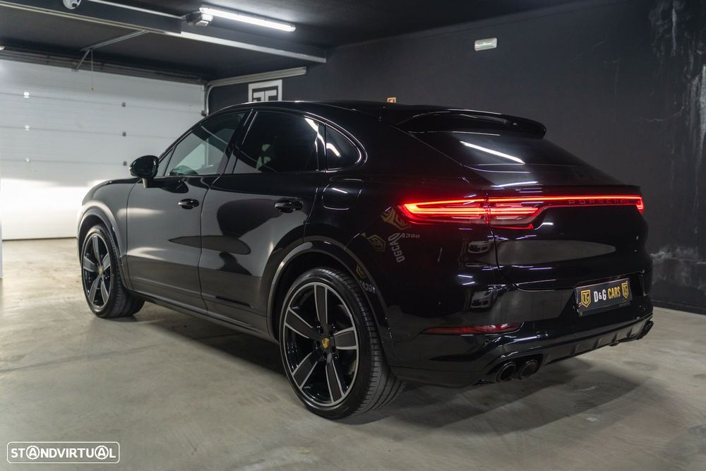 Porsche Cayenne Coupé E-Hybrid - 24