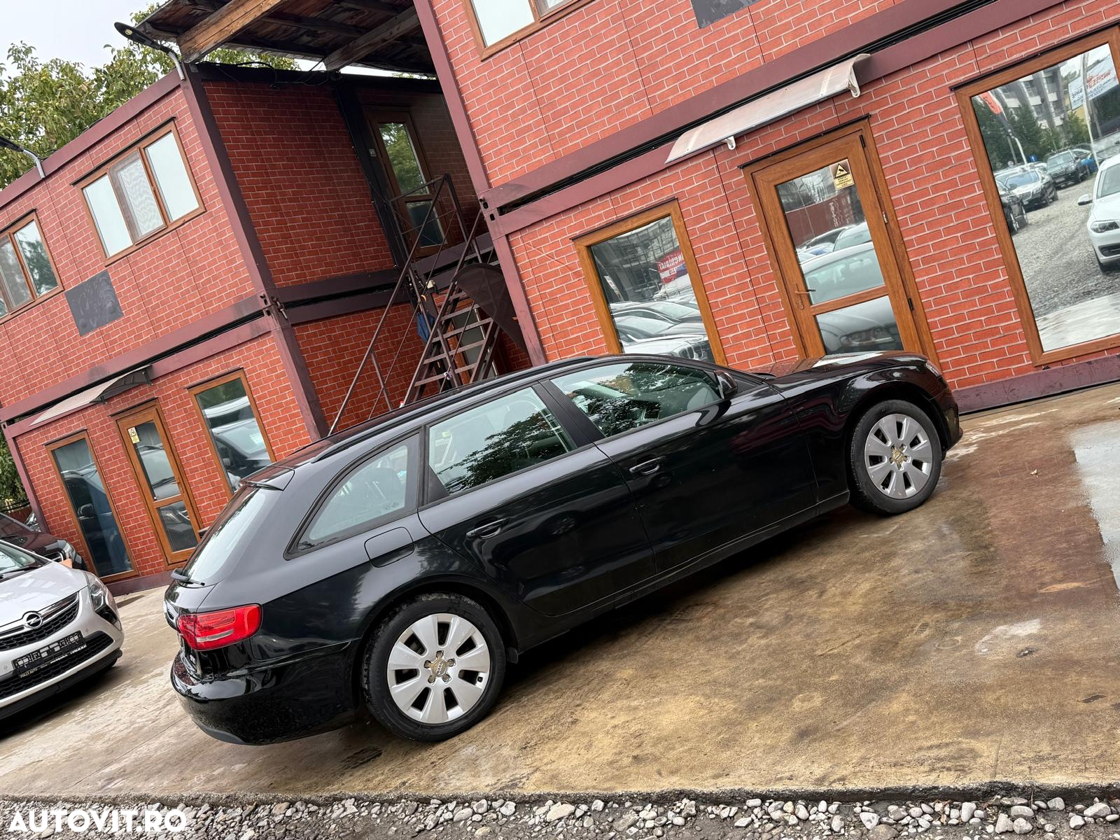 Audi A4 - 24