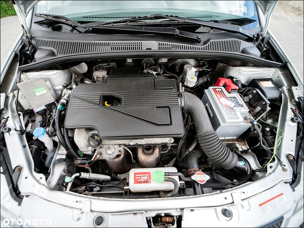 Suzuki SX4 1.6 VVT 4x4 Comfort - 38