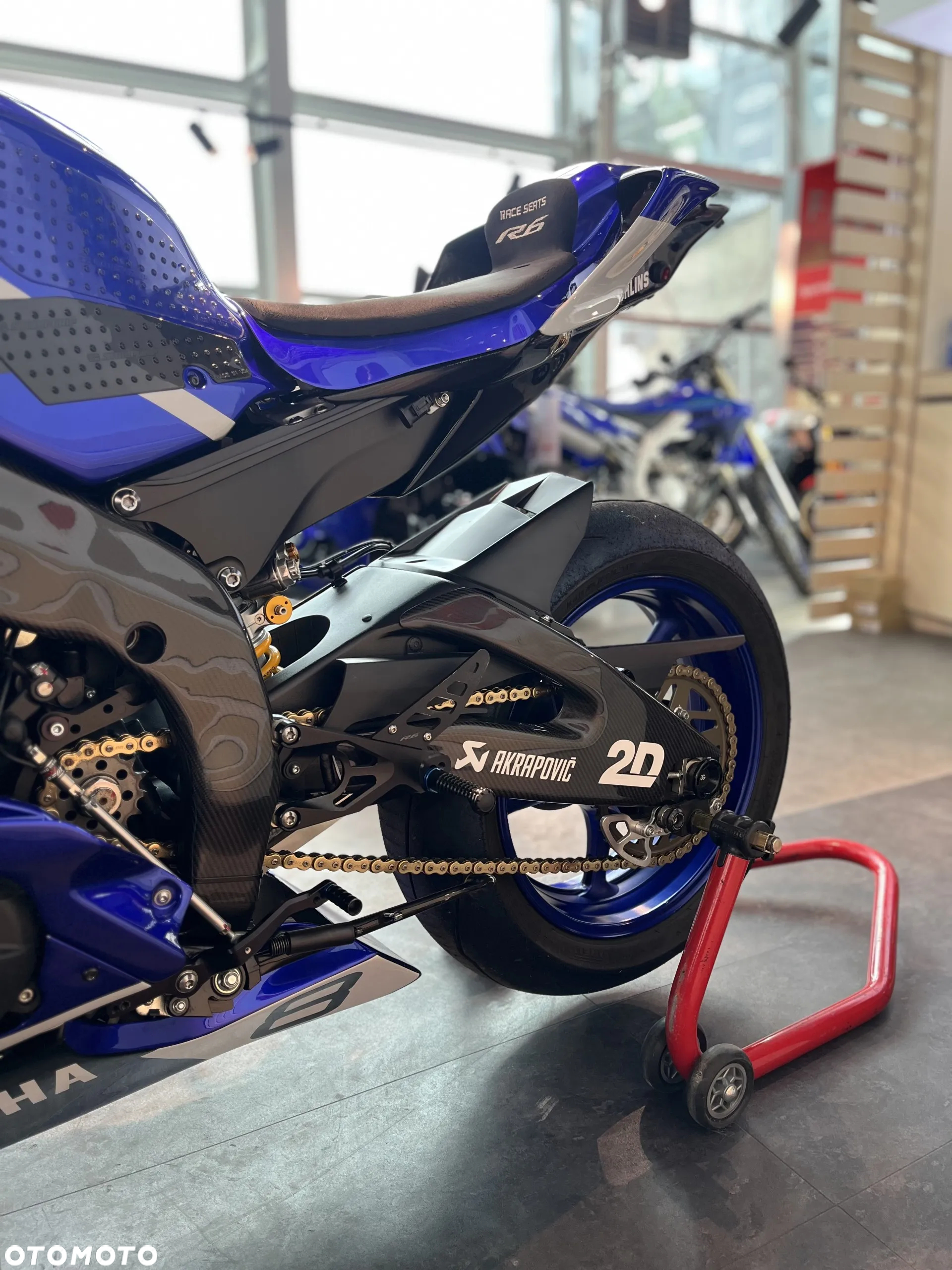 Yamaha R6 - 11