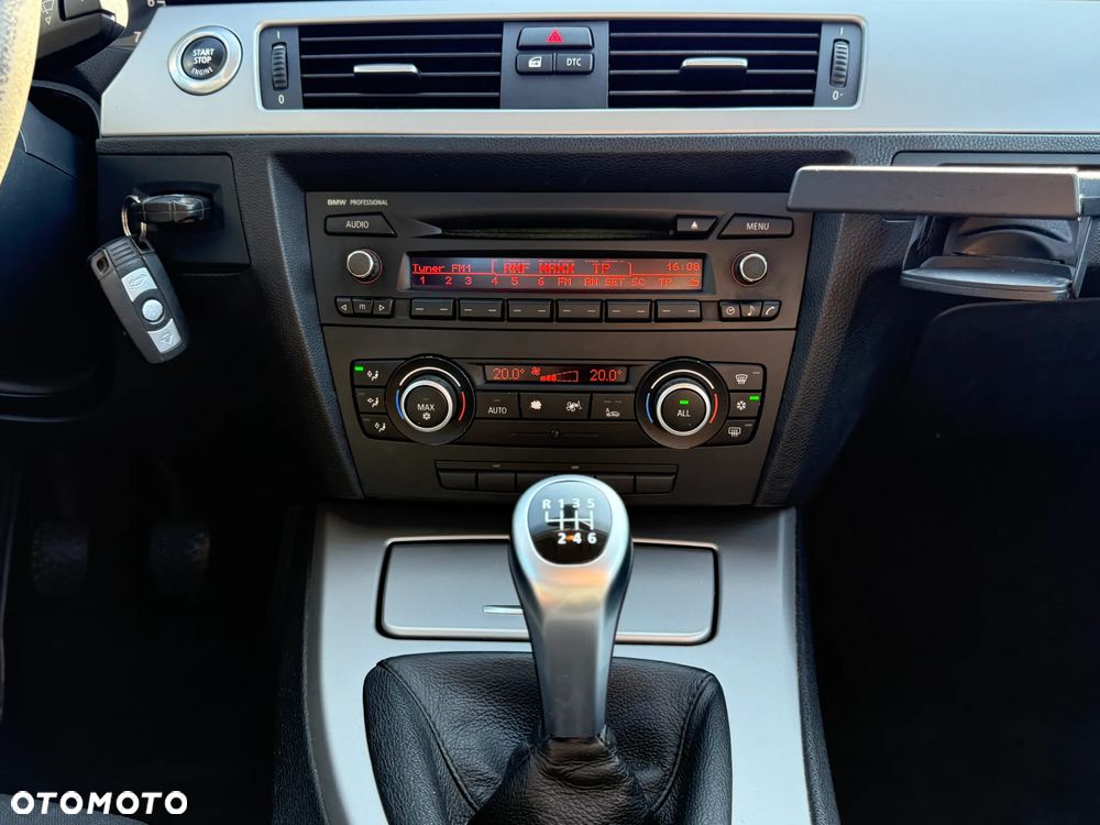 BMW Seria 3 - 14