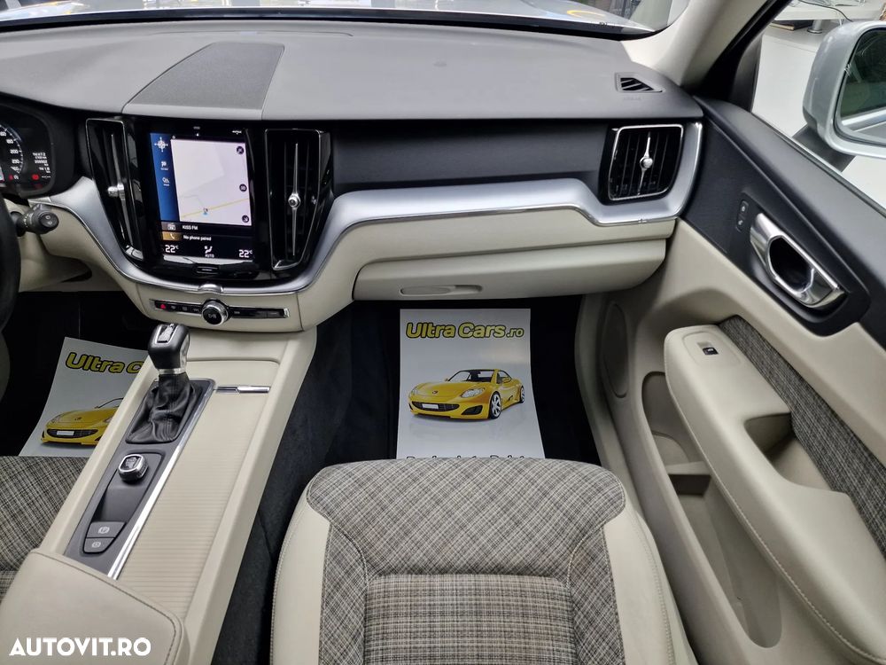 Volvo XC 60 D4 Momentum - 12
