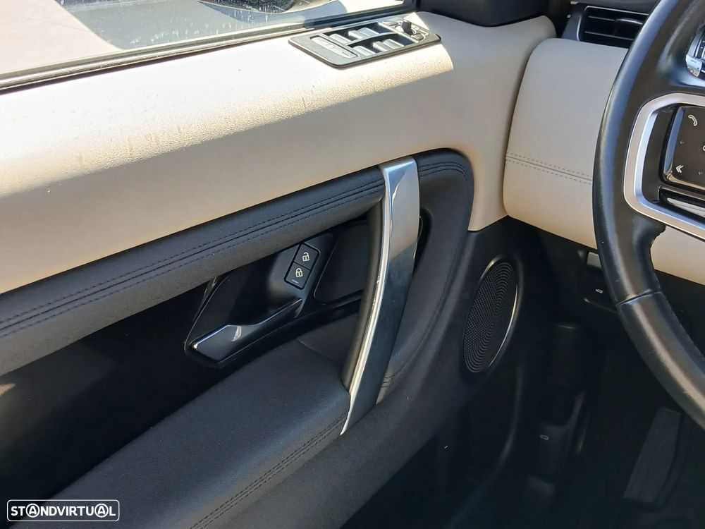 Land Rover Discovery Sport 1.5 I3 P300e AWD - 26