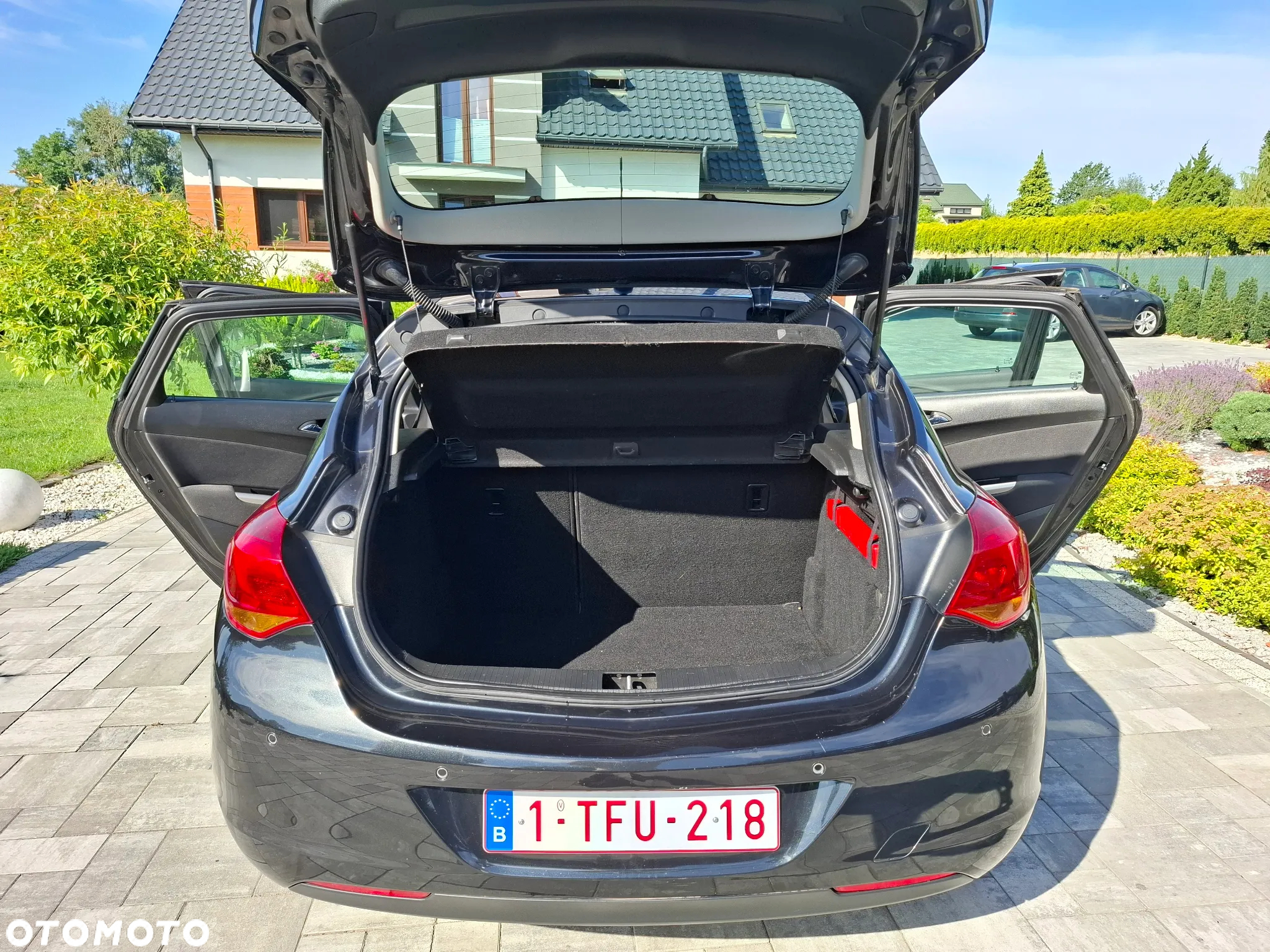 Opel Astra IV 1.7 CDTI Cosmo - 25