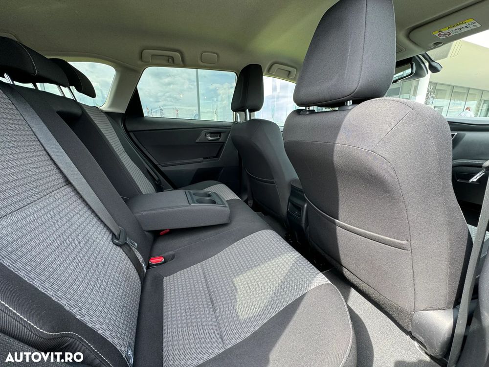 Toyota Auris 1.8 L VVT-i Sol+ - 25