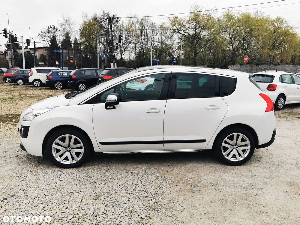 Peugeot 3008 2.0 HDi HYbrid4 - 2