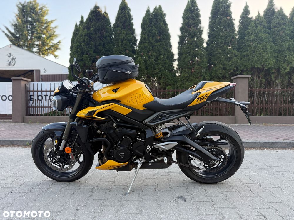 Triumph Street Triple - 19