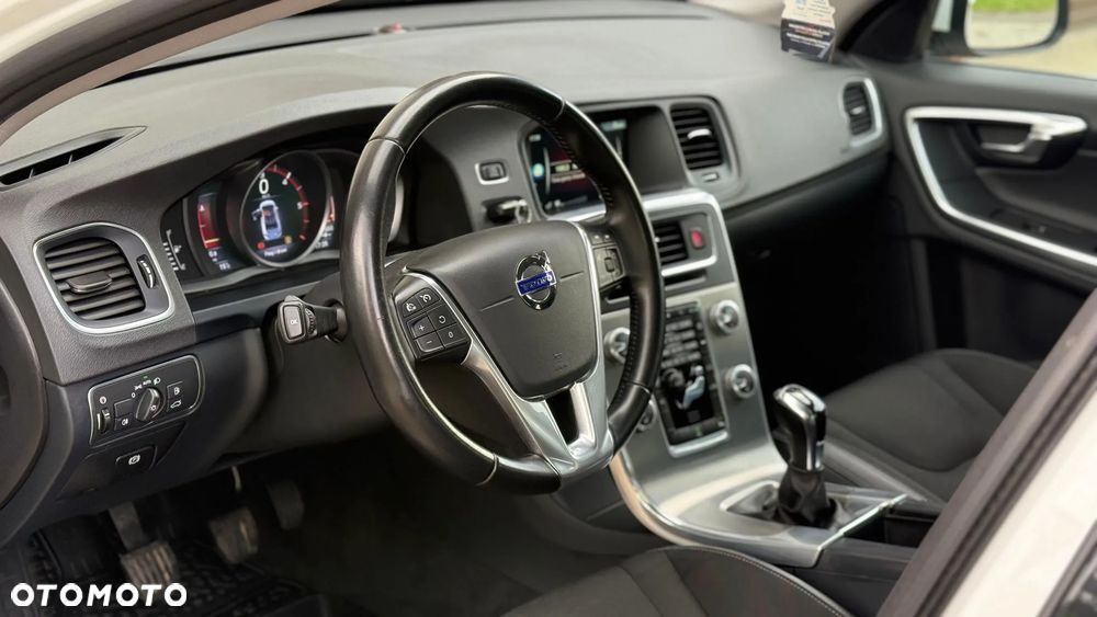 Volvo S60 D3 Linje Business - 17