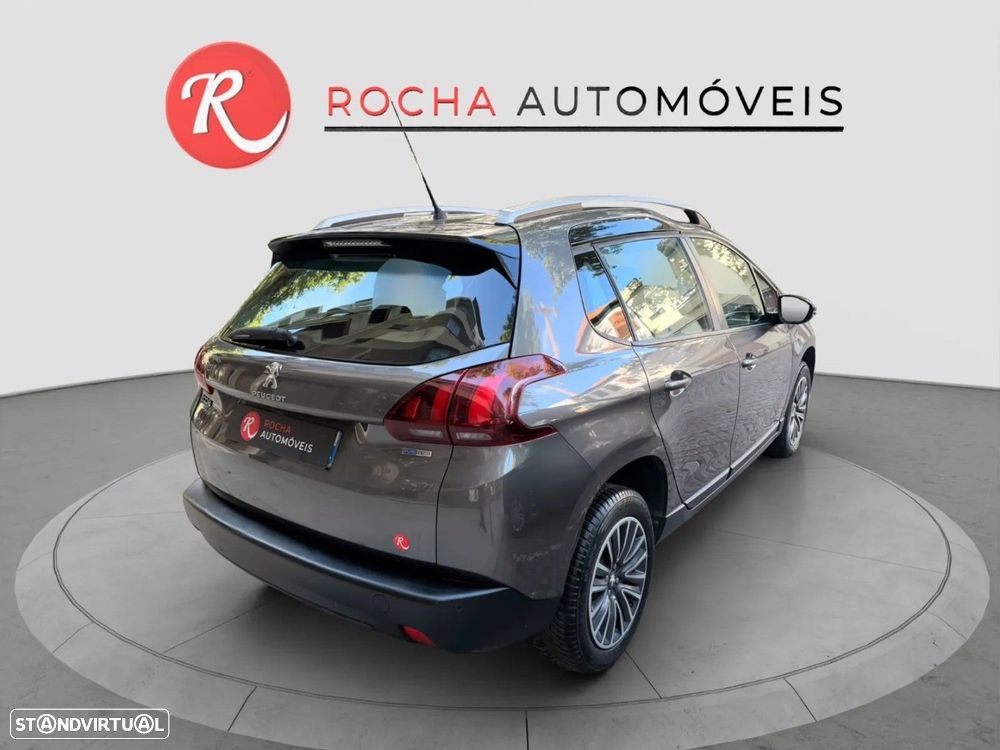Peugeot 2008 1.2 PureTech Active - 7