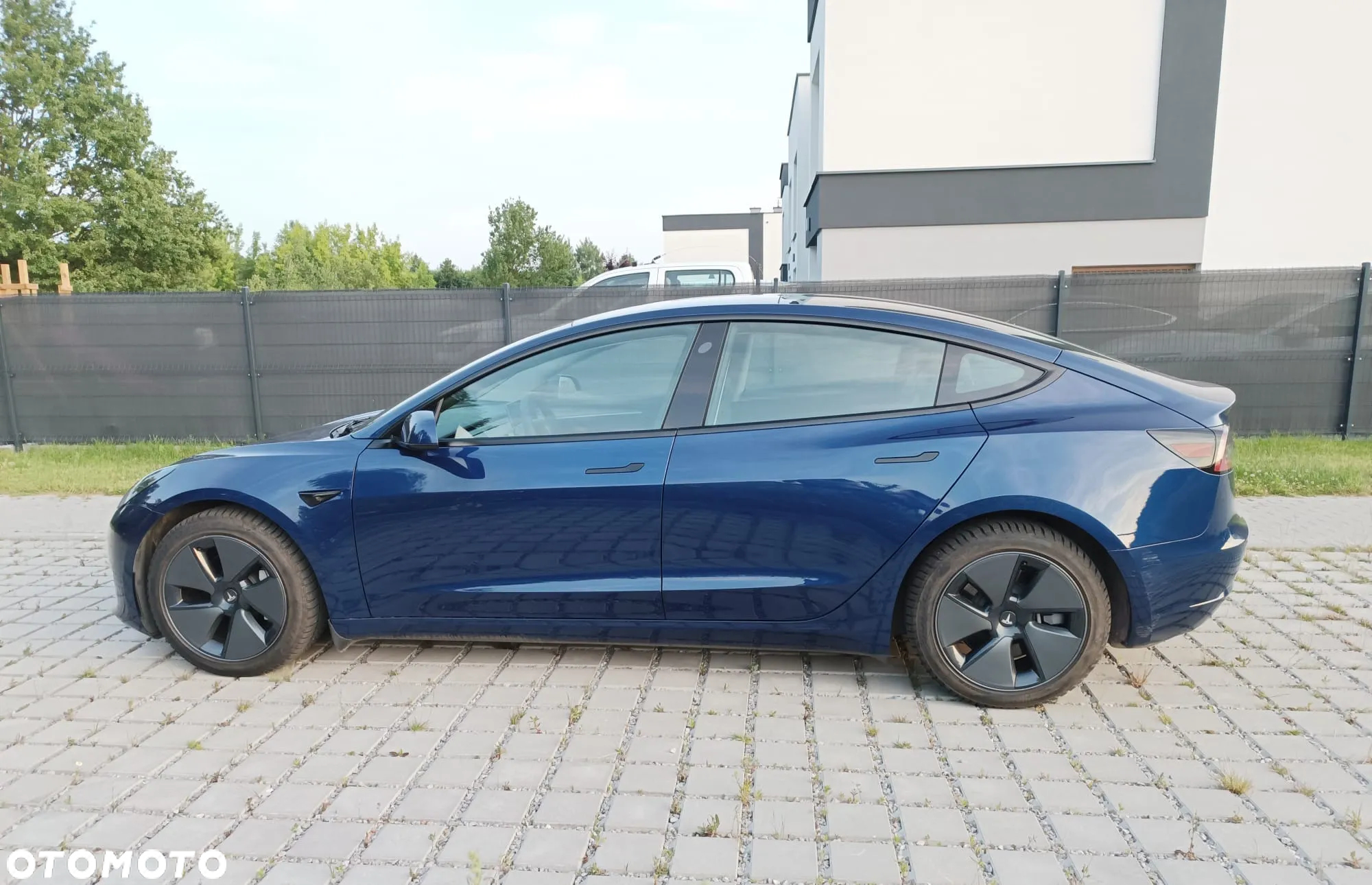 Tesla Model 3 - 5