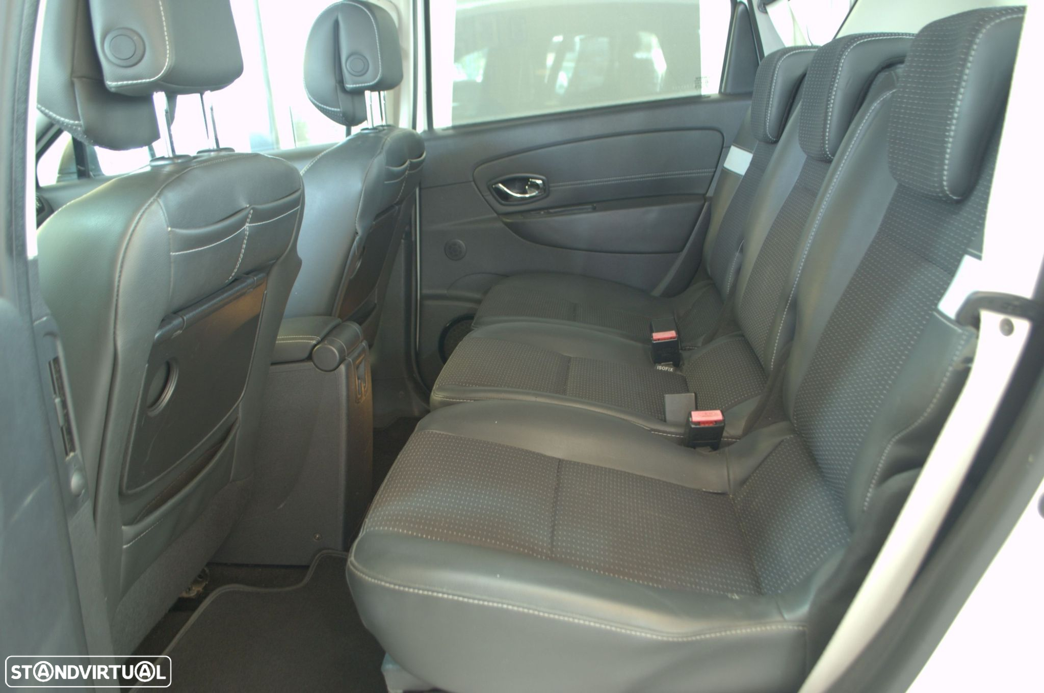 Renault Scénic 1.5 dCi Bose Edtion SS - 16