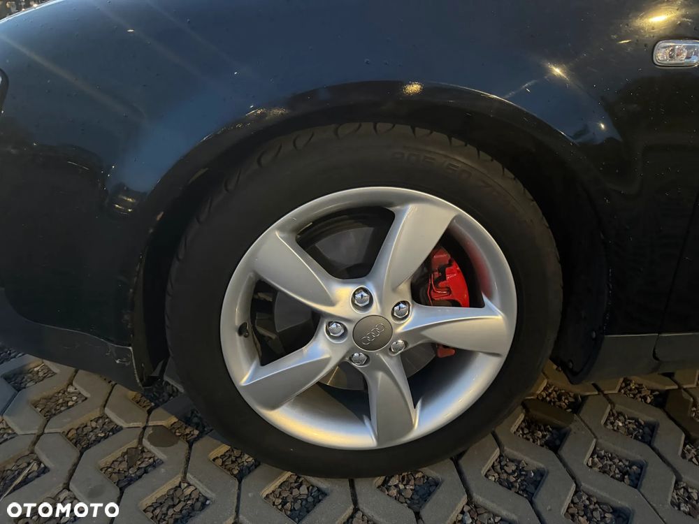 Audi A4 Limousine 1.8T - 8