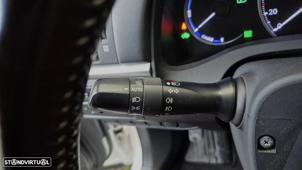 Lexus CT 200h 33 P.Dynamic+E.Pele - 18