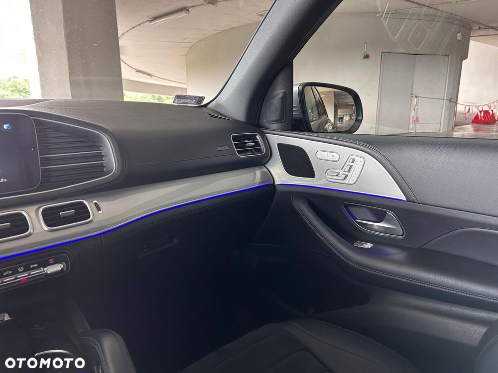 Mercedes-Benz GLE 300 d 4-Matic - 17