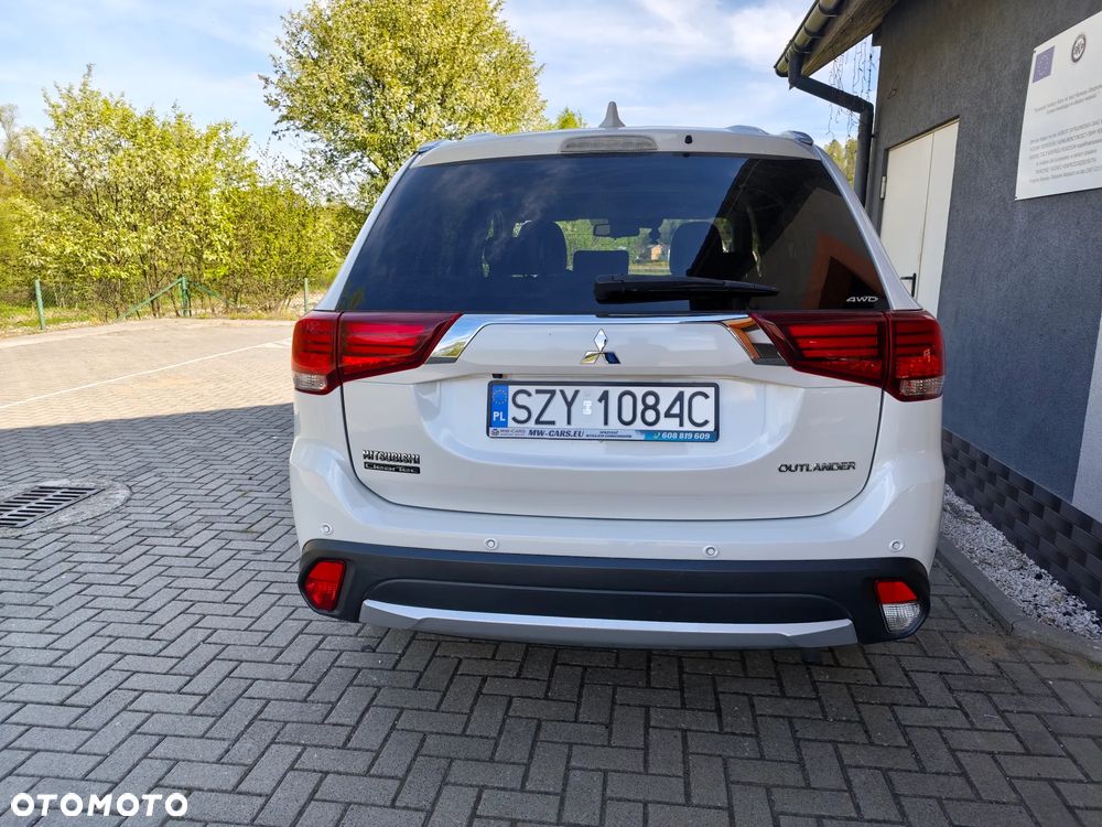 Mitsubishi Outlander 2.0 4WD CVT Diamant Edition+ - 10