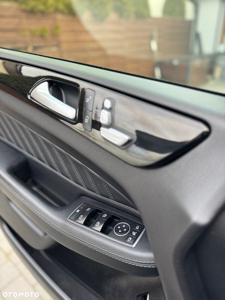 Mercedes-Benz GLE 350 d 4Matic 9G-TRONIC AMG Line - 7