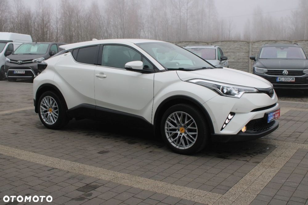 Toyota C-HR - 12