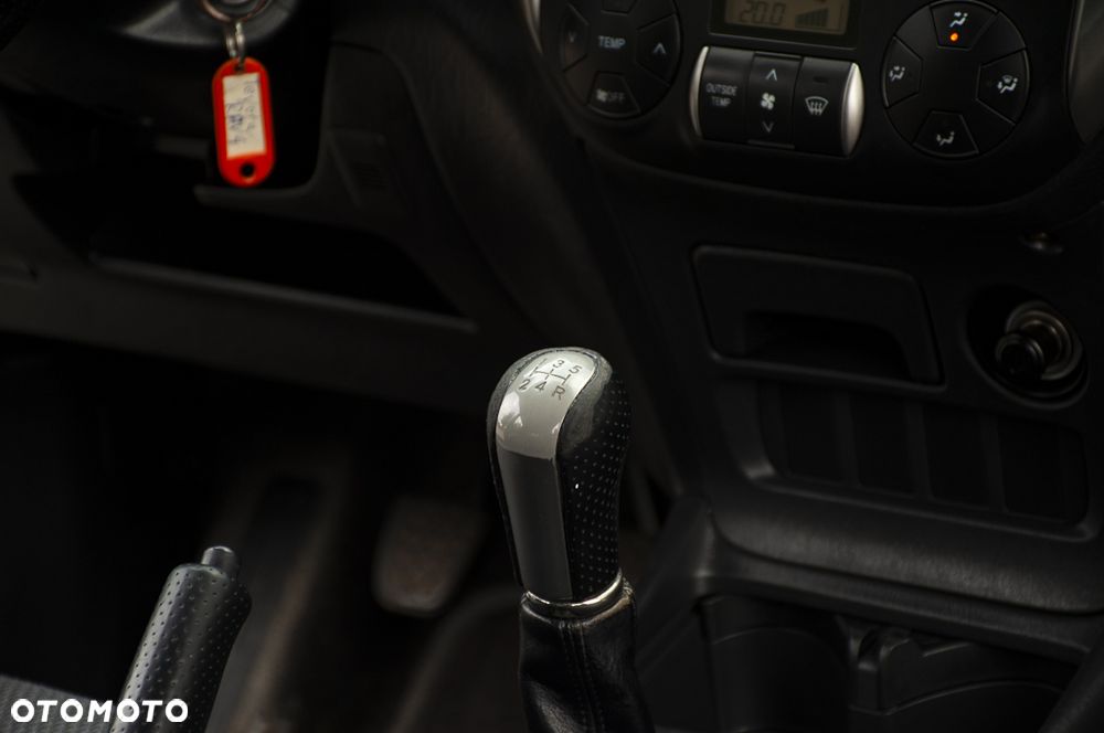 Toyota RAV4 2.0 VVT-i Sol - 22