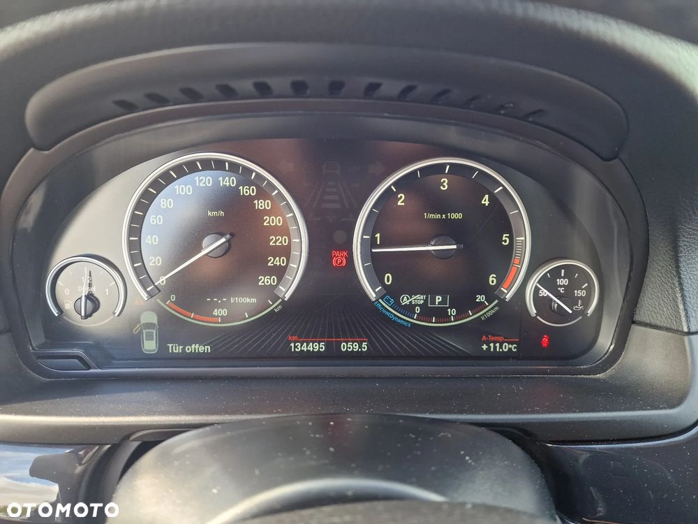 BMW Seria 5 520d xDrive Sport Line - 15