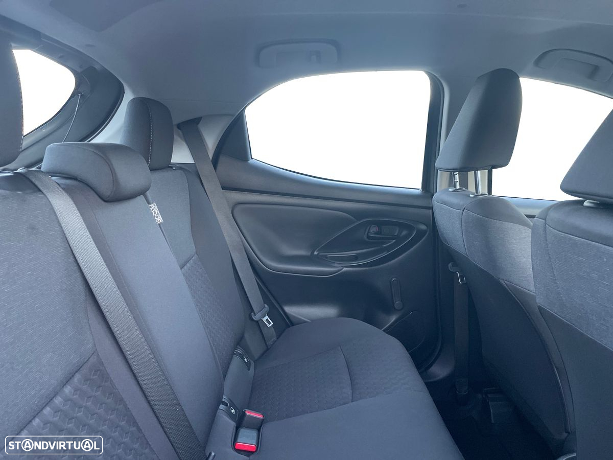Toyota Yaris 1.0 VVT-i Comfort Plus - 7