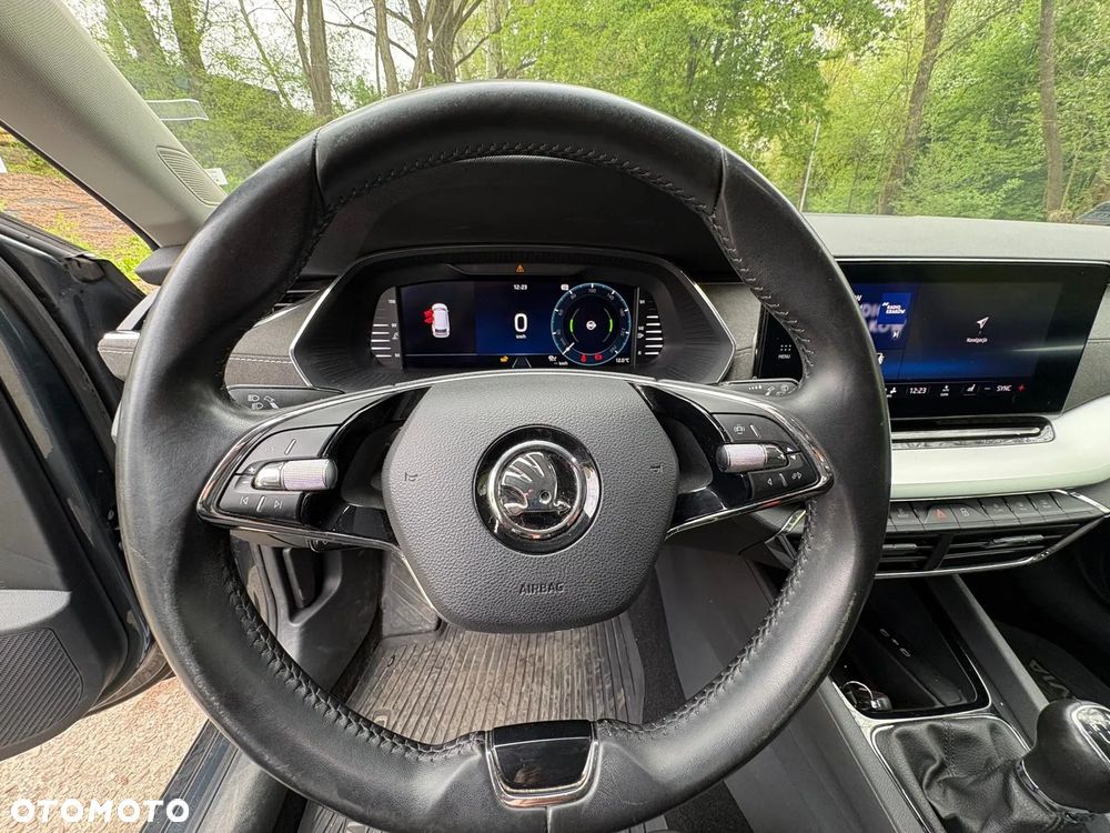 Skoda Octavia 1.5 TSI ACT Style - 8