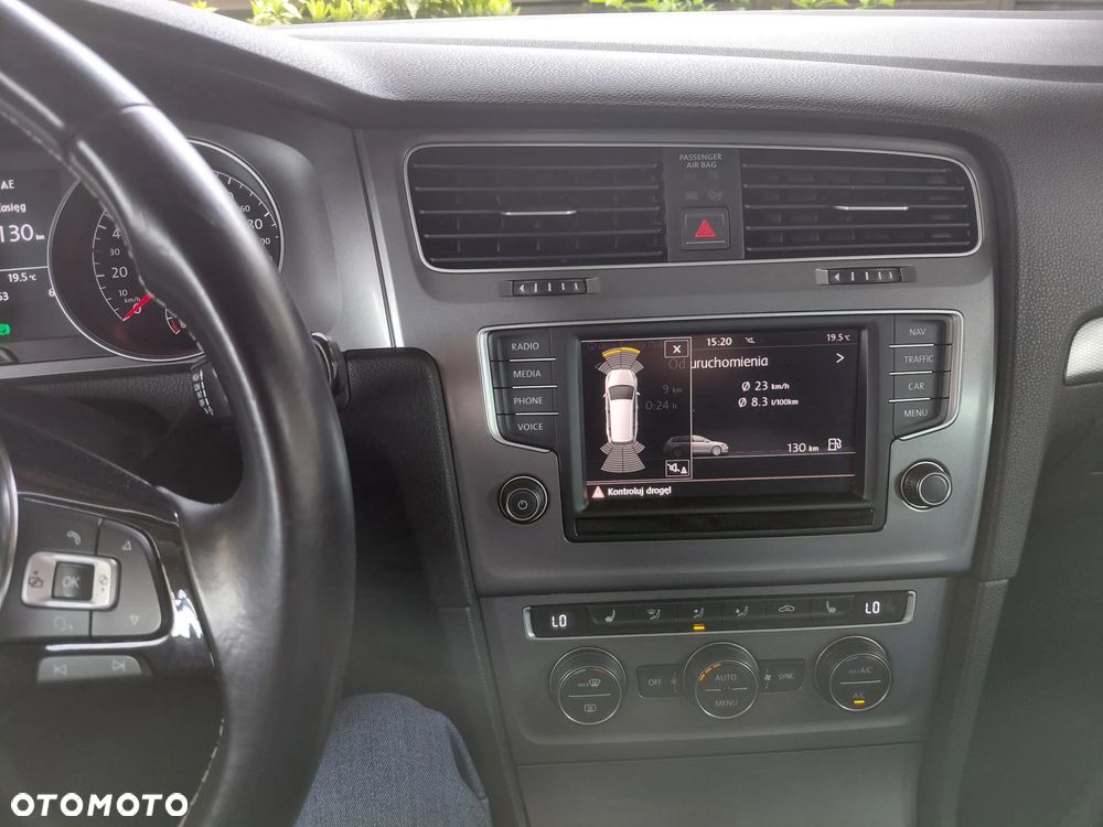 Volkswagen Golf 1.2 TSI BlueMotion Technology Lounge - 2