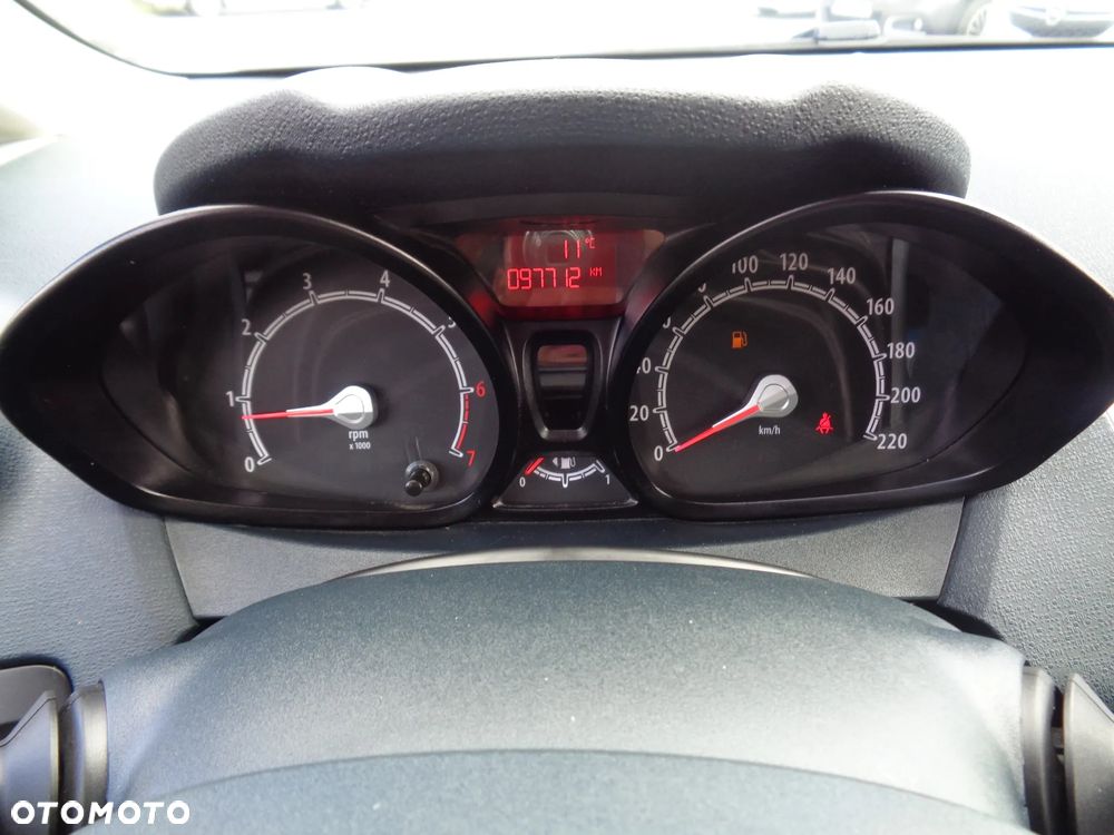 Ford Fiesta 1.25 Champions Edition - 16