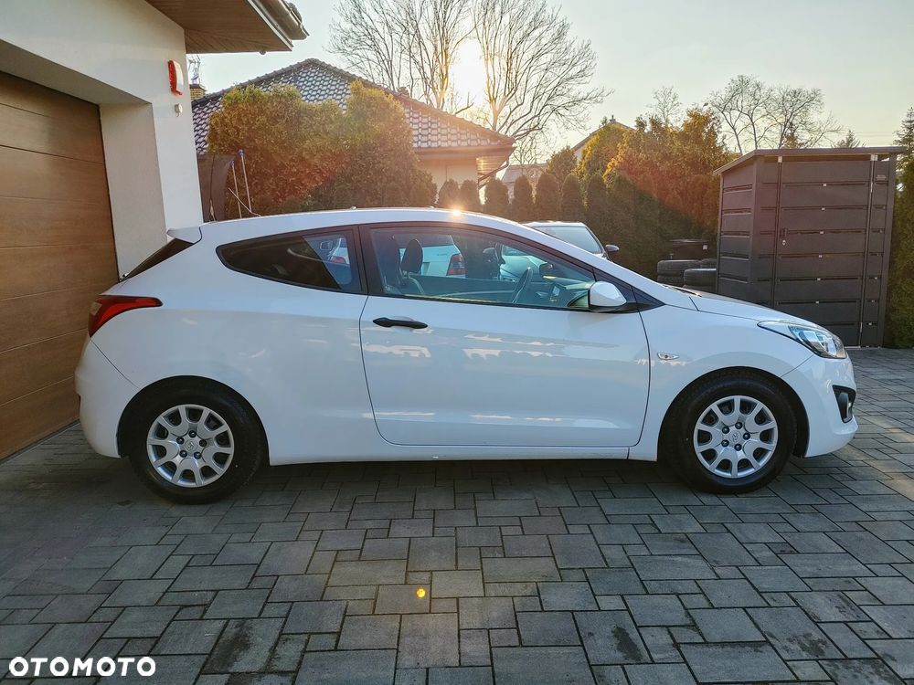 Hyundai i30 1.4 Classic - 24