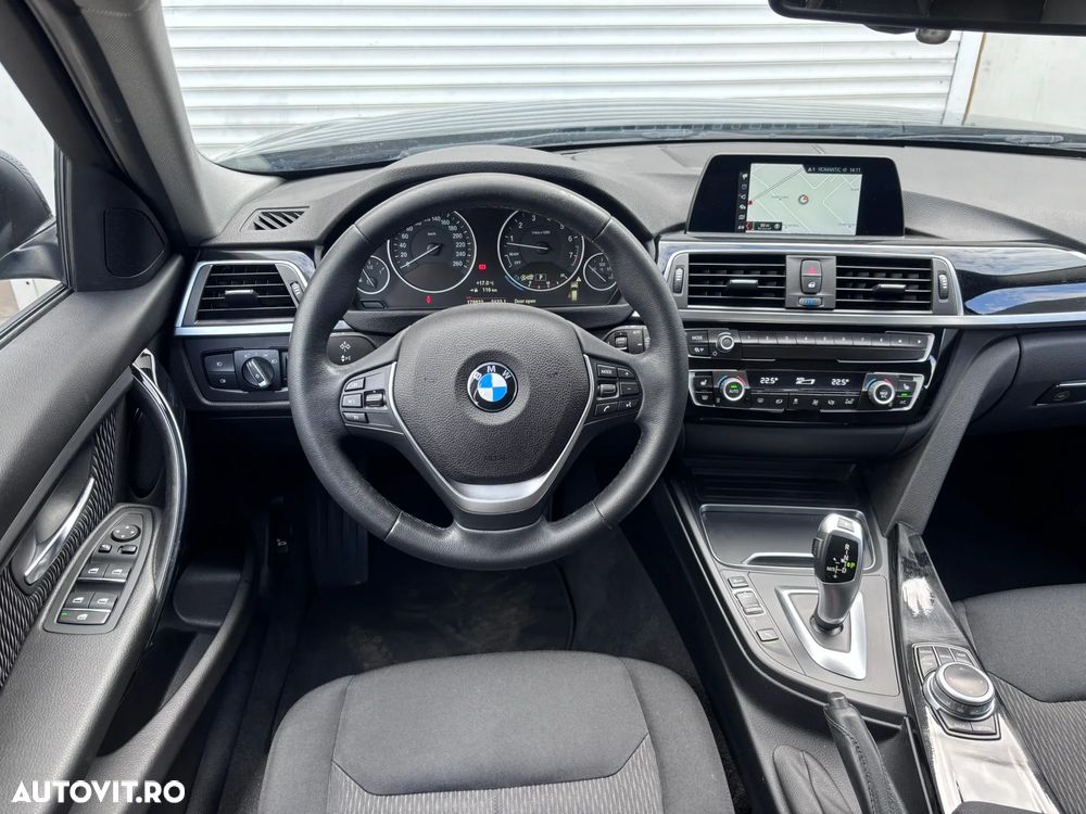 BMW Seria 3 320i xDrive Aut. Advantage - 3
