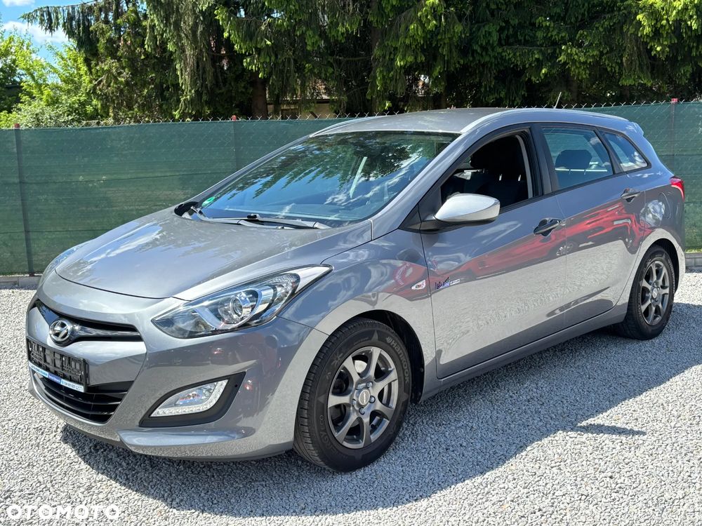Hyundai i30 i30cw 1.4 CRDi Advantage - 14