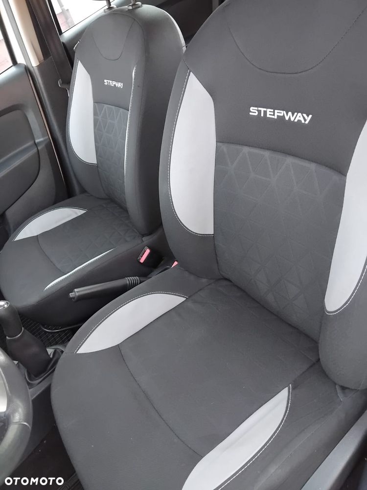 Dacia Sandero Stepway 1.5 dCi - 9