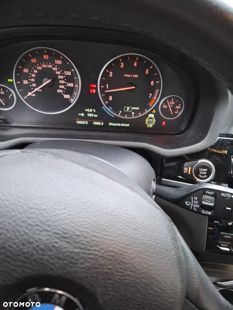 BMW X3 xDrive28i - 2