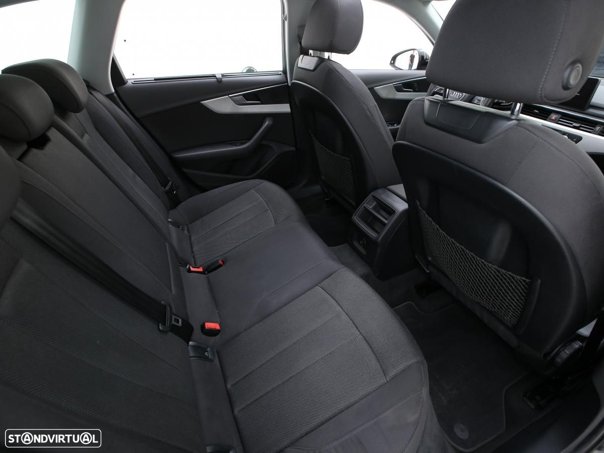 Audi A4 Avant - 11