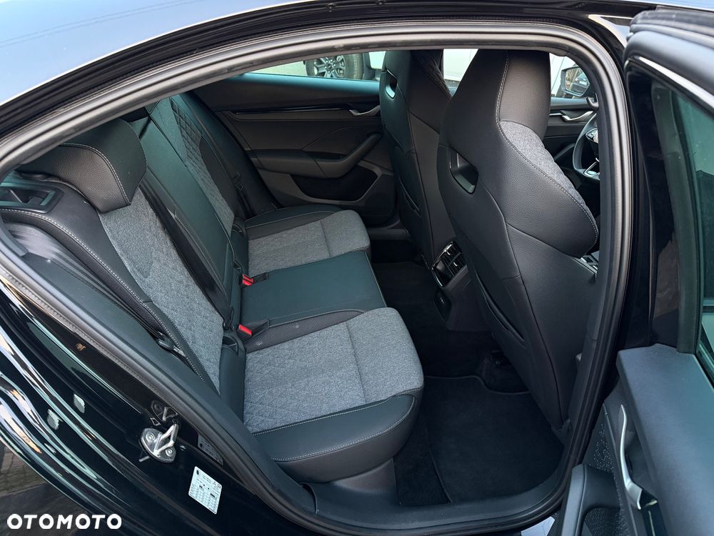 Skoda Octavia 1.5 TSI mHEV Sportline DSG - 26