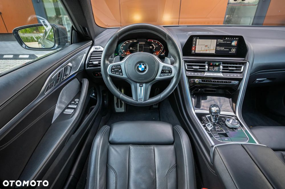 BMW Seria 8 - 15