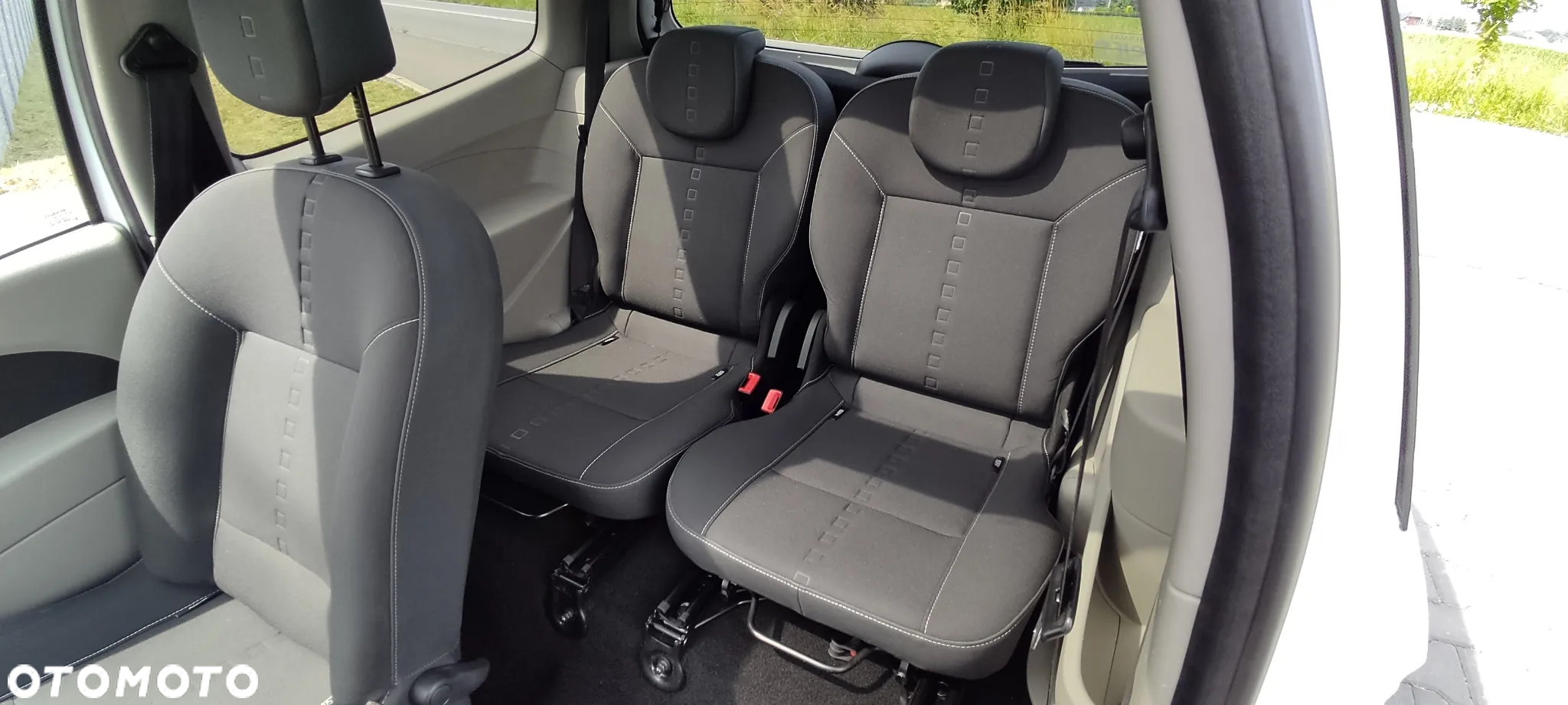 Renault Twingo 1.2 16V Night & Day - 23
