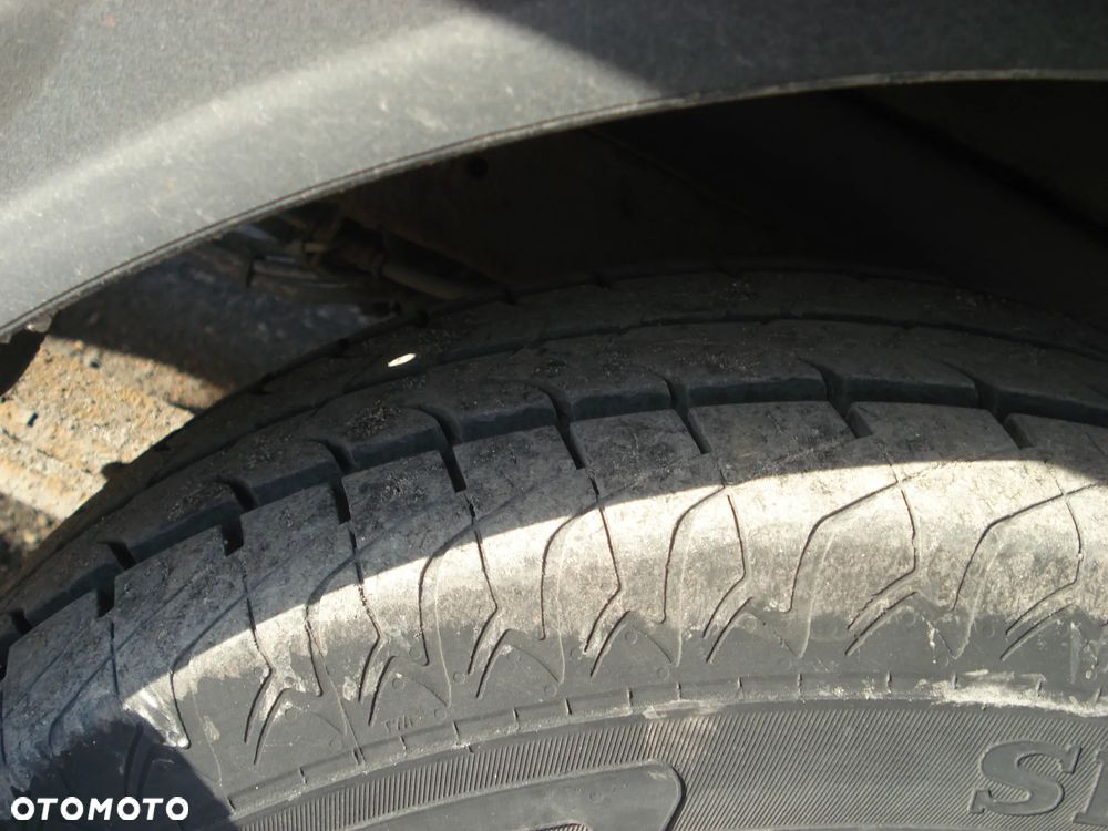 Mercedes-Benz SPRINTER 311 - kontener z windą - 11